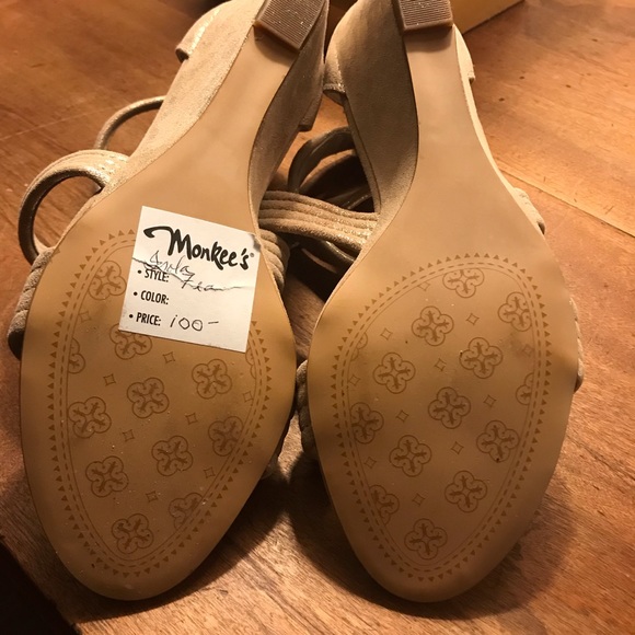 Isola gold suede wedge sandals - Picture 2 of 5